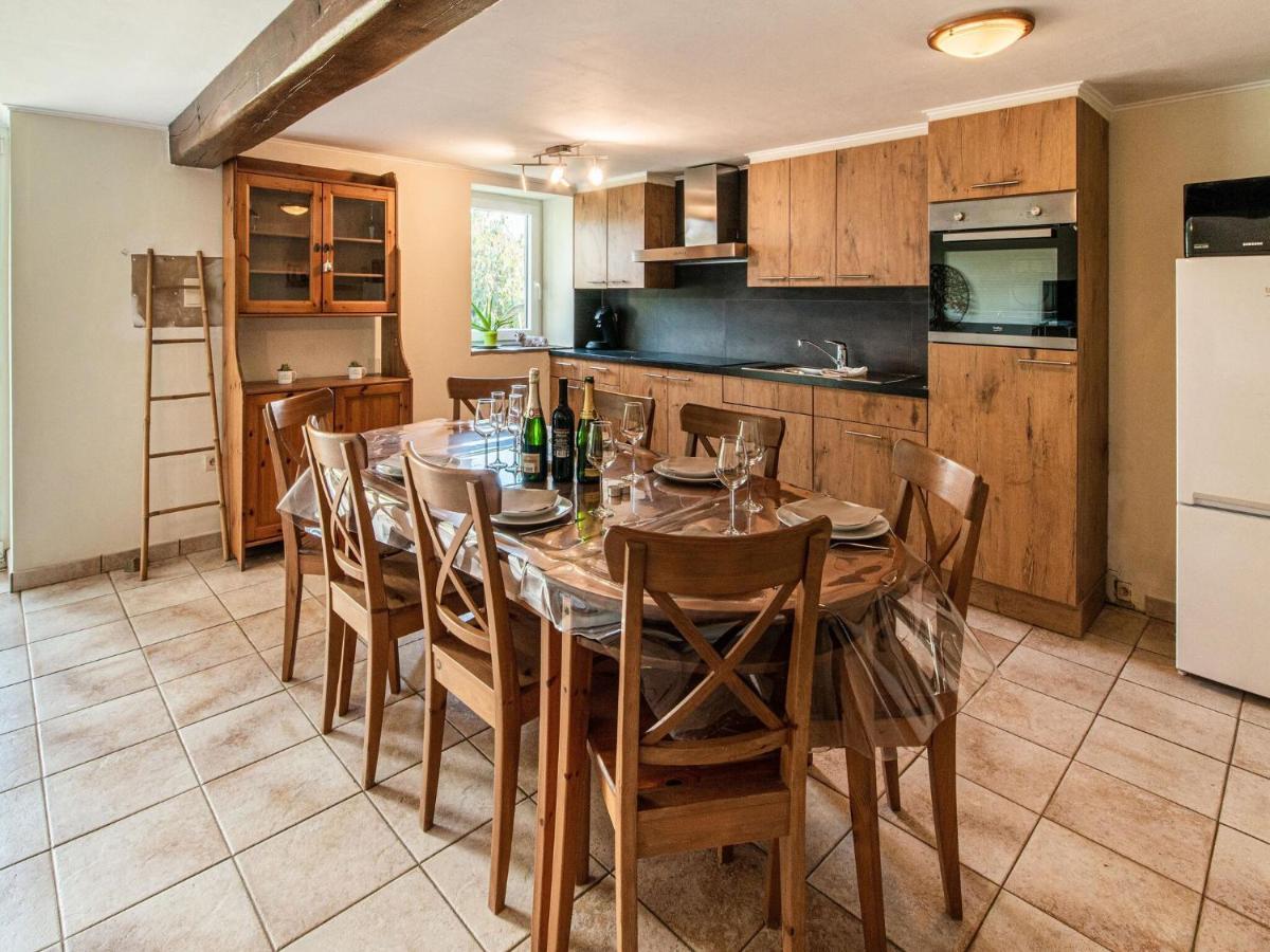 Holiday home In With Natural Surroundings *